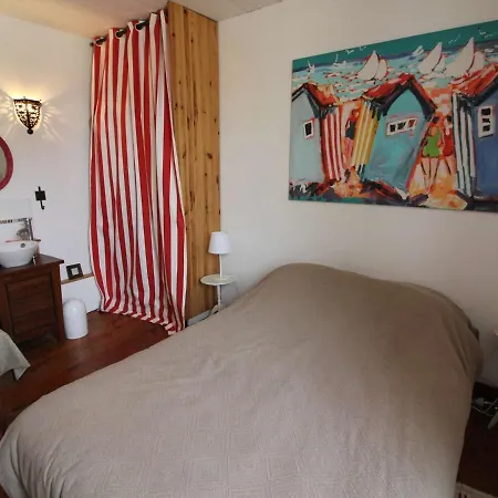 Maison Renovee, 5 Pieces, 3 Chambres, Cour Privee, St-georges-d'oleron - Fr-1-246a-237 * Saint-Georges-d'Oleron