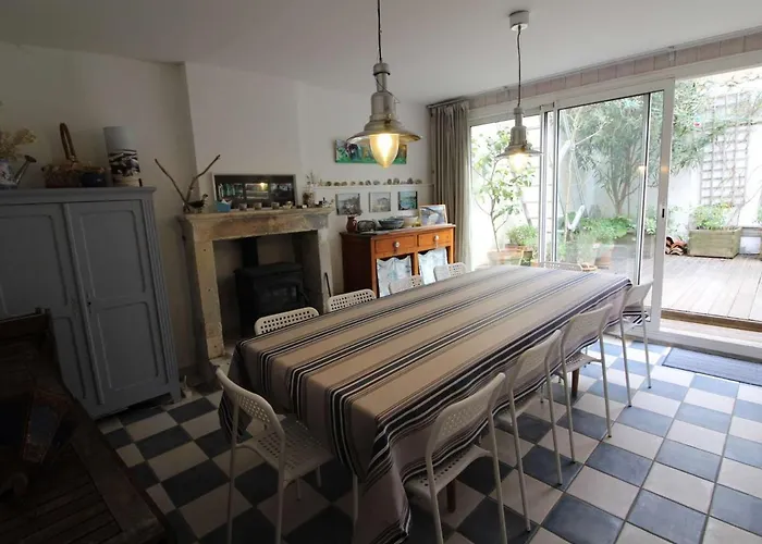 Maison Renovee, 5 Pieces, 3 Chambres, Cour Privee, St-georges-d'oleron - Fr-1-246a-237