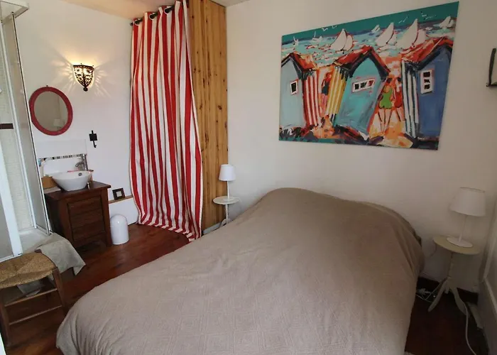 Maison Renovee, 5 Pieces, 3 Chambres, Cour Privee, St-georges-d'oleron - Fr-1-246a-237 * 奥雷龙圣乔治